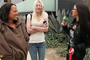 zmeena naked